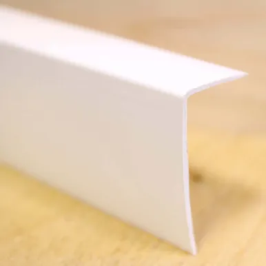 VÄLISNURGALIIST PVC KKU40/20 VALGE 20X40MM 2,6M