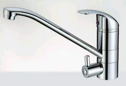 KÖÖGISEGISTI DIVERTERIGA HARMA CHRISTINA KROOM