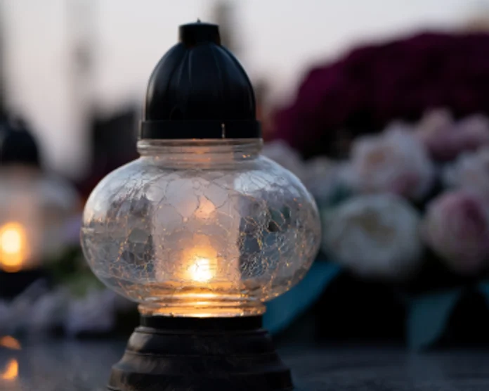 Kategooria pilt: Surnuaia tarvikud